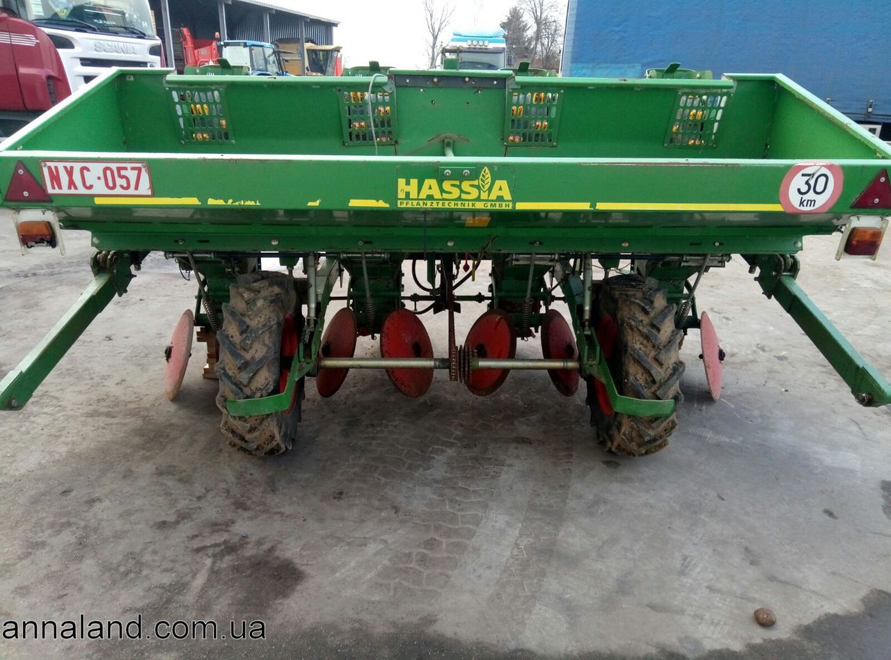  Картоплесаджалка Hassia KLS 4 - 4 - Annaland.com.ua.jpg Продаж бу сг техніки з Нідерландів